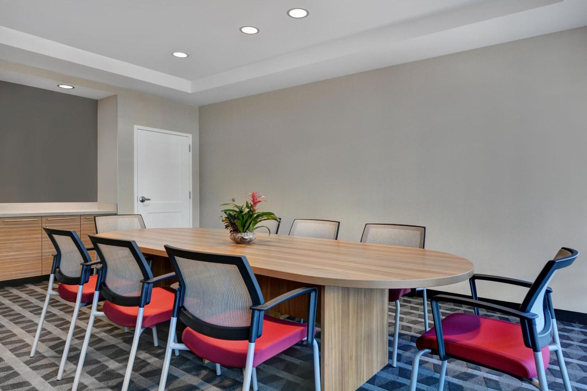 Towneplace Suites By Marriott Jacksonville East Экстерьер фото