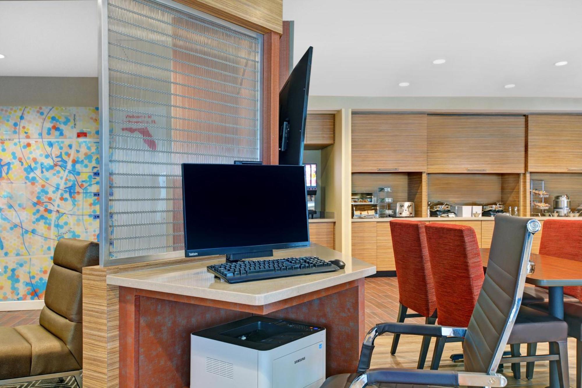 Towneplace Suites By Marriott Jacksonville East Экстерьер фото